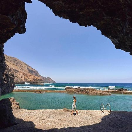 Primera línea en piscinas naturales. Barlovento Exterior foto